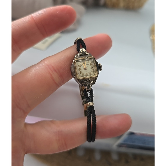 Antique 1900s Wittnauer 14k GF Art‎ Deco Corded Retro Ladies Analog Wristwatch main image 9